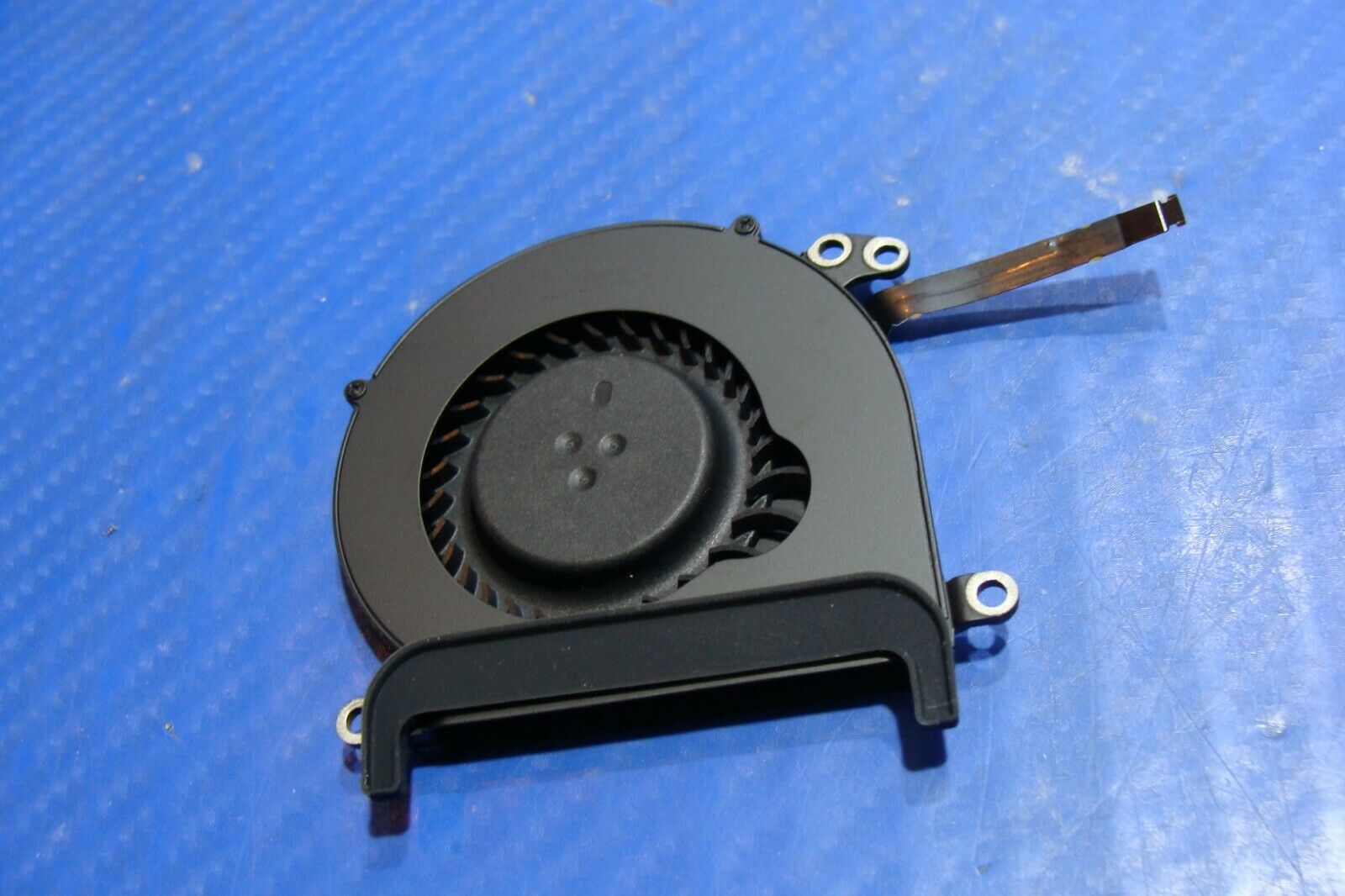 Macbook Air A1370 MC505LL/A Late 2010 11" Genuine CPU Cooling Fan 922-9676 #1 Apple