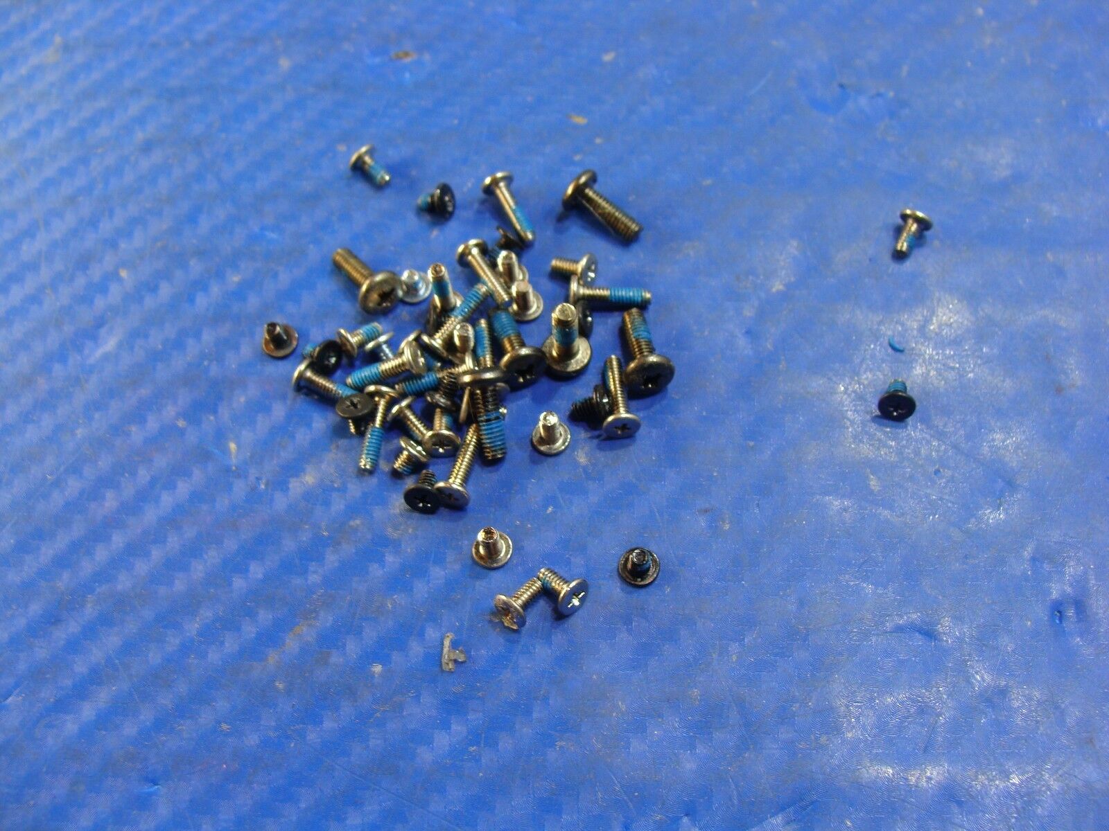 Sony Vaio SVE151G17M 15.6" Genuine Screw Set Screws for Repair ScrewSet ER* - Laptop Parts - Buy Authentic Computer Parts - Top Seller Ebay
