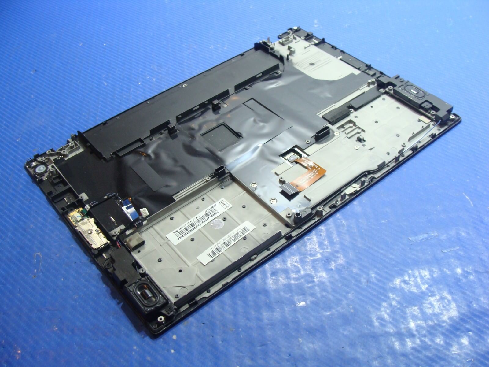 Lenovo ThinkPad T440s 14" Genuine Palmrest w/Touchpad Speakers AM0SB000600