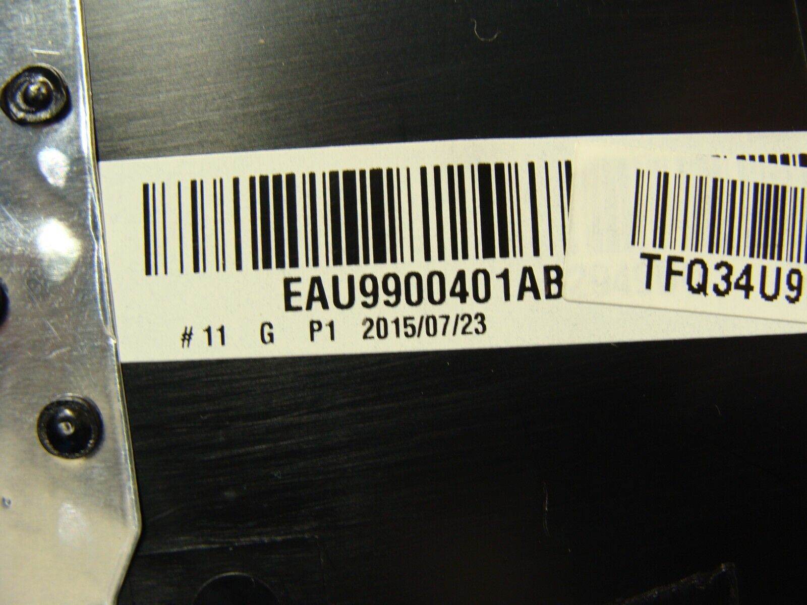 HP 15.6” 15-f305dx Genuine Laptop Palmrest w/Touchpad EAU9900401A 34U96TP203
