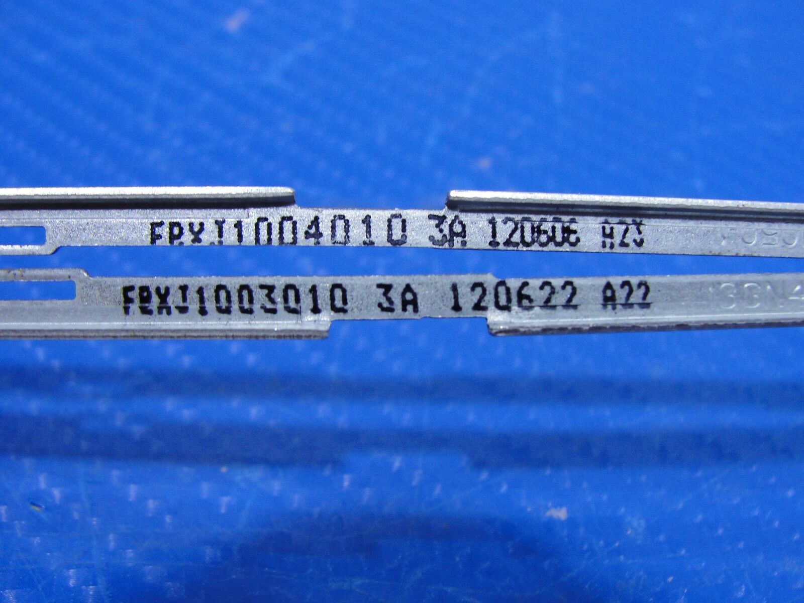 Asus X401U-EBL4 14" Genuine Laptop Left and Right Hinge Set 13GN4O10M0401 ASUS