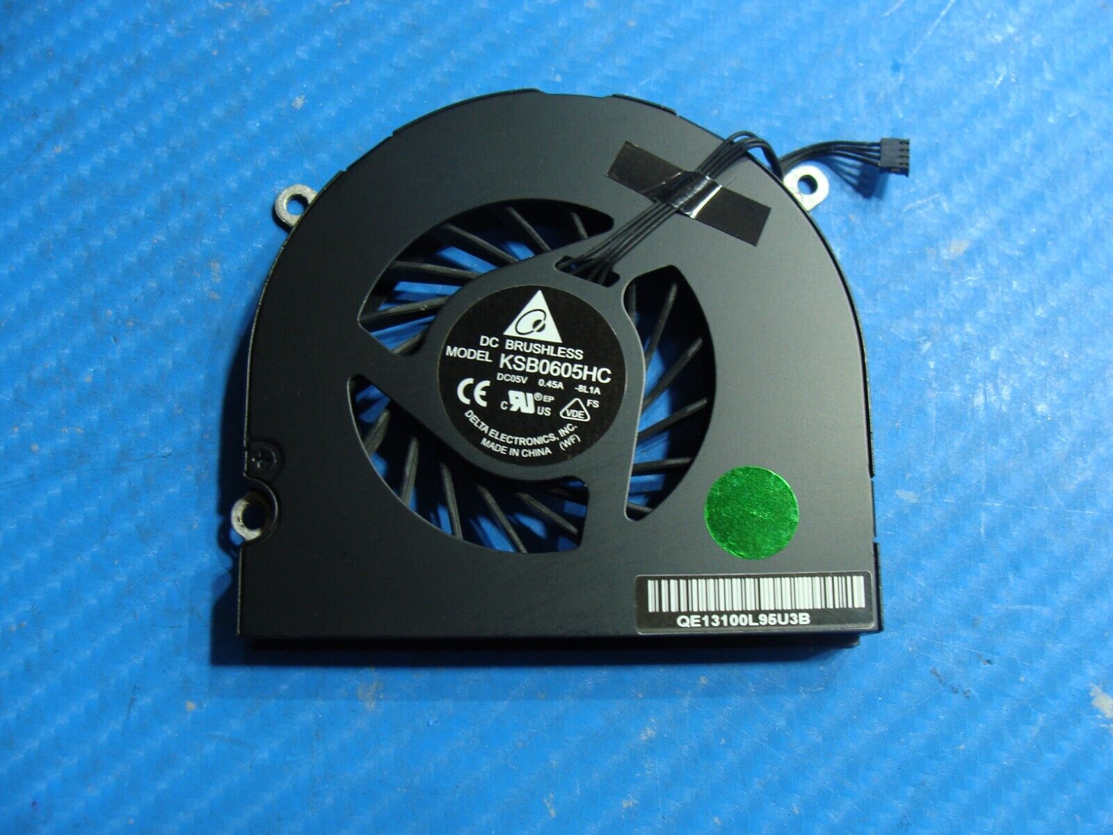 MacBook Pro A1297 17" Late 2011 BTO Right Fan 661-5043