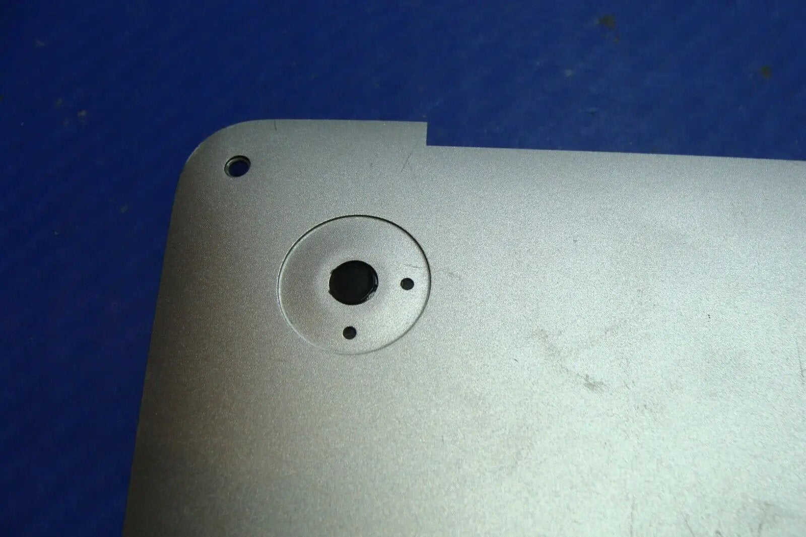 MacBook Air 13" A1369 Mid 2011 MC965LL/A MC966LL/A Genuine Bottom Case 922-9968
