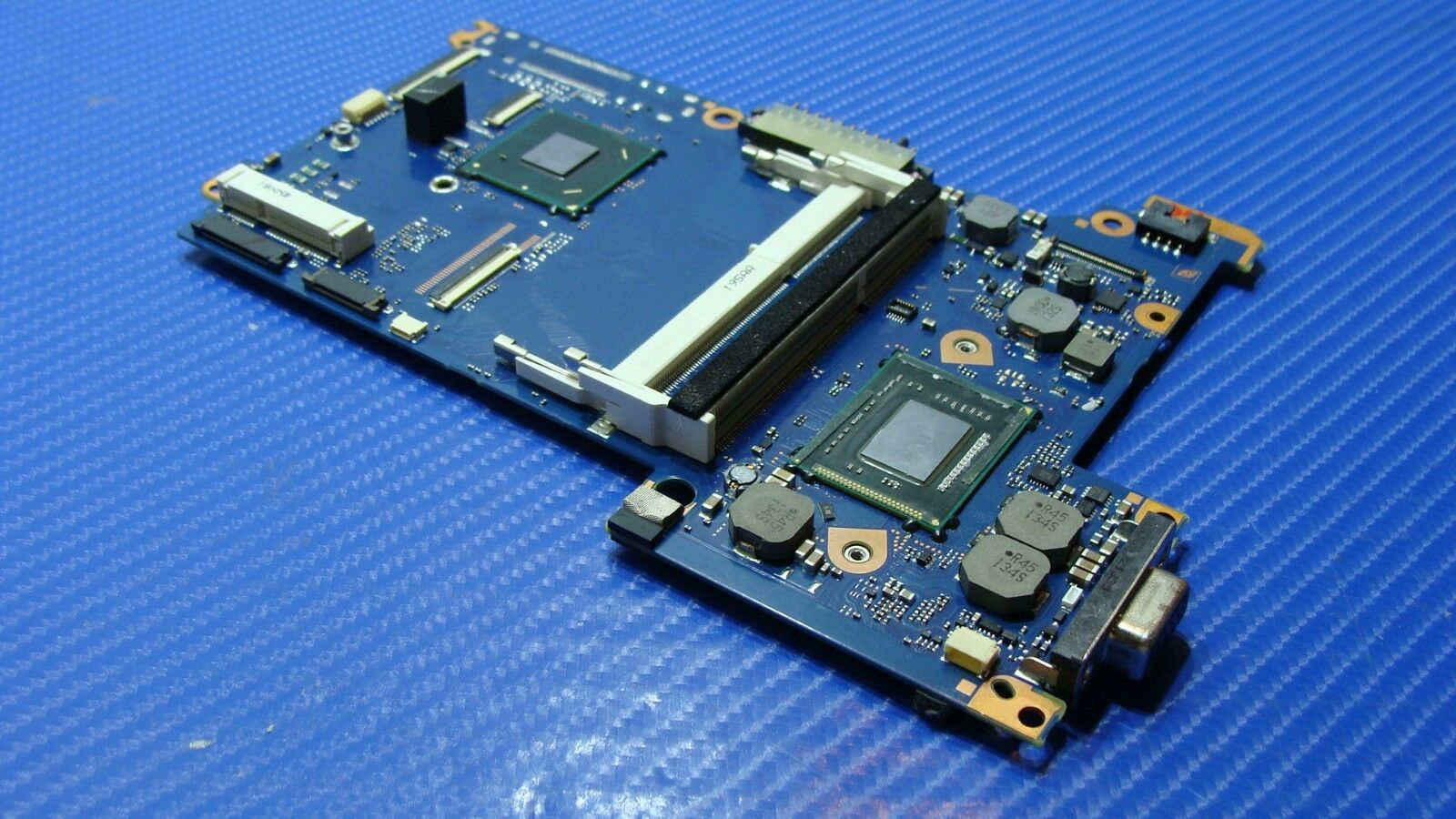 Toshiba Portege R835-P81 13.3" Genuine Laptop Intel i5 2.4Ghz Motherboard AS IS Toshiba