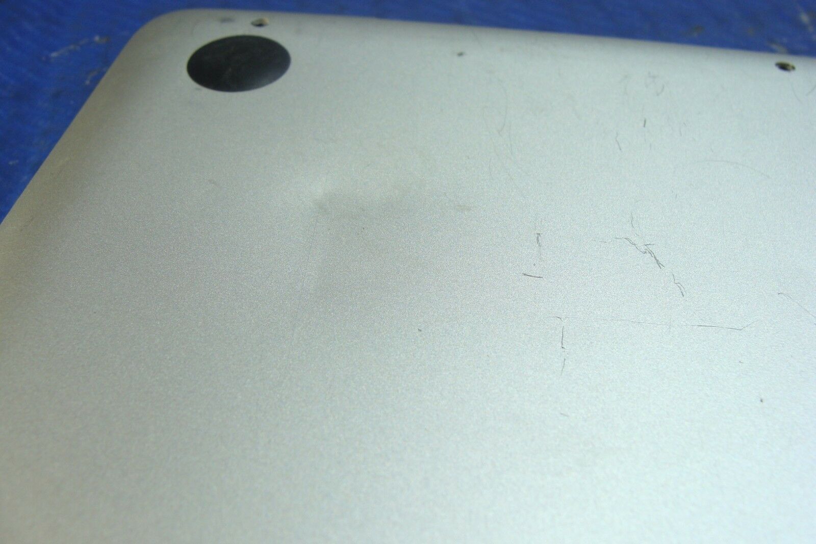 Macbook Pro A1278 MB990LL/A Mid 2009 13" Genuine Housing Bottom Case 922-9064 #5 Apple