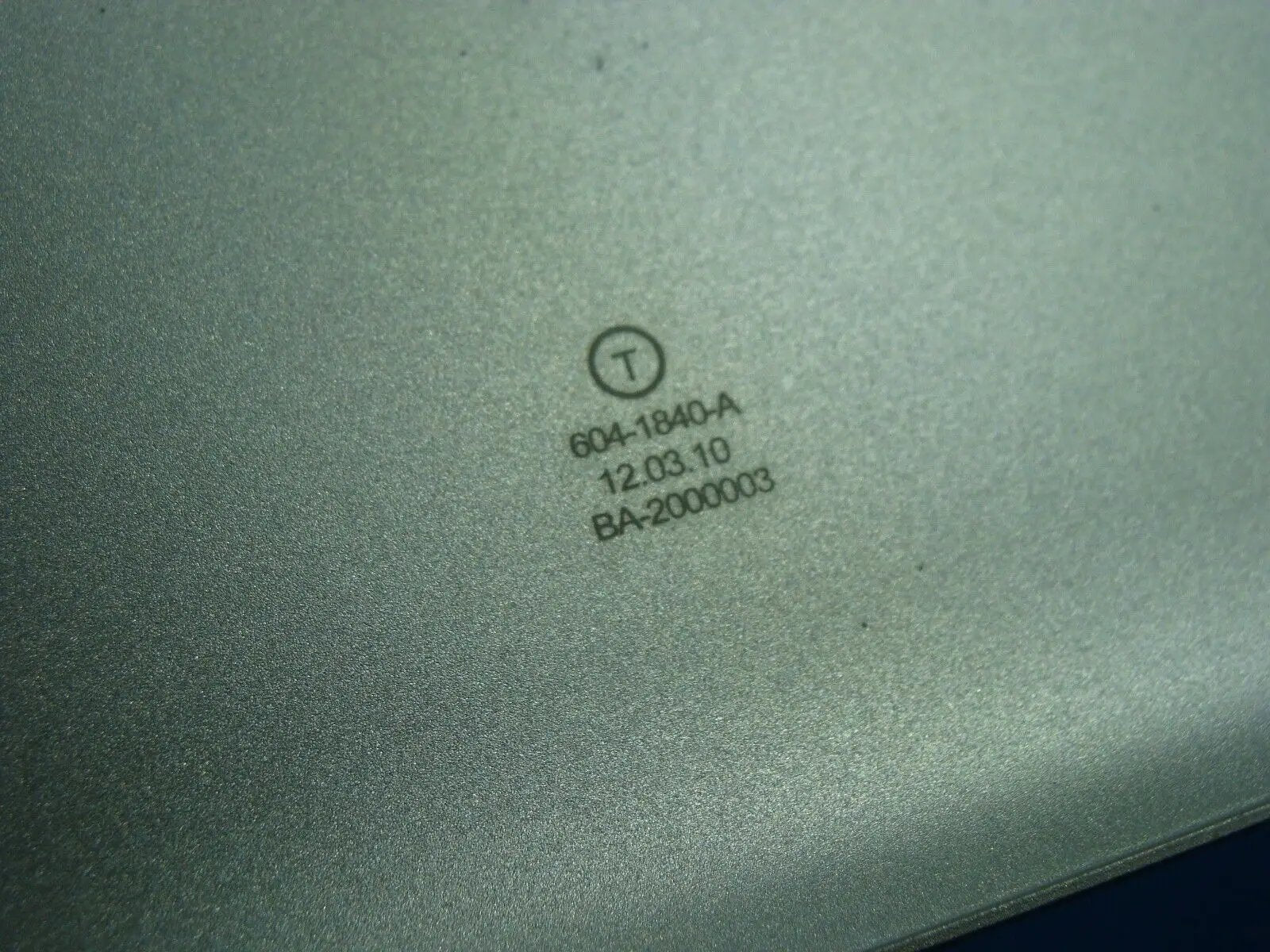 MacBook Pro A1286 Late 2011 MD322LL/A 15" Genuine Bottom Case Housing 922-9043