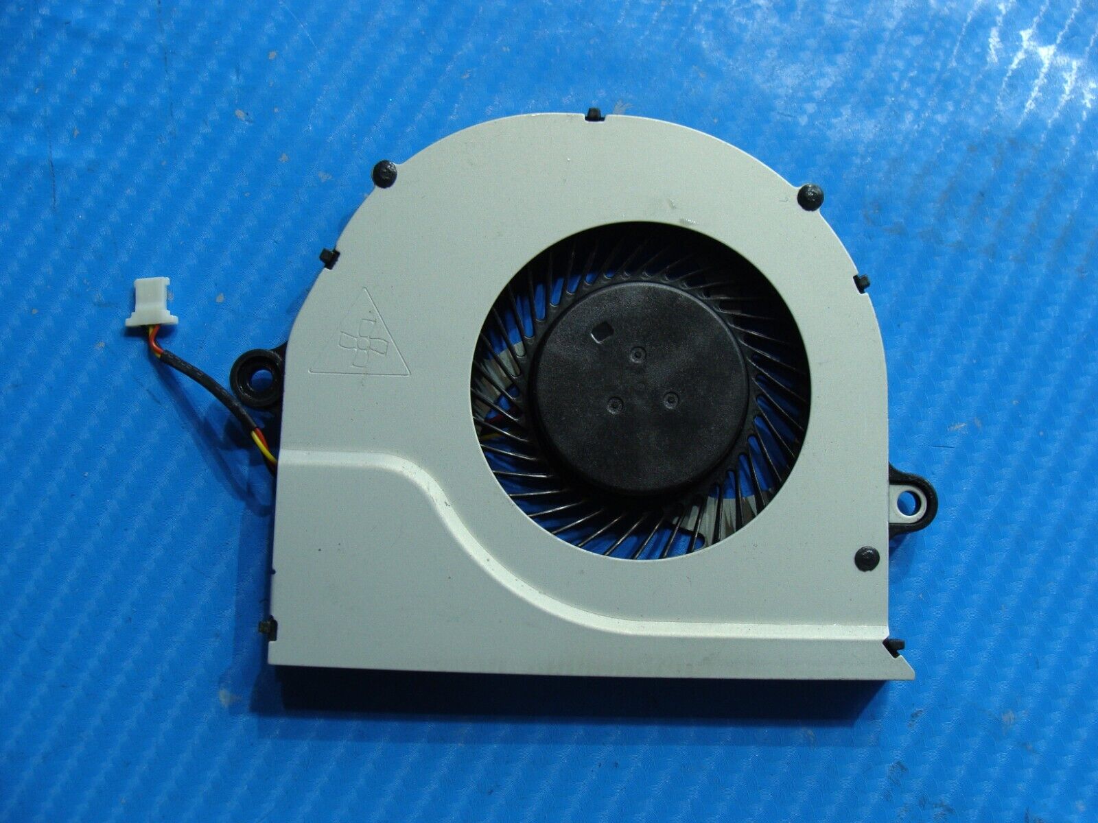 Acer Aspire 15.6" V3-572P Genuine Laptop CPU Cooling Fan DC28000ERF0