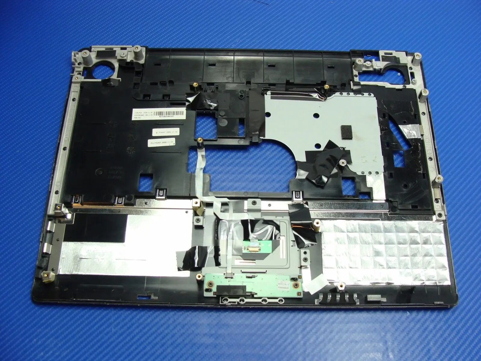 Toshiba Satellite 15.4" A105 Series OEM Laptop Palmrest w/TouchPad V000062680