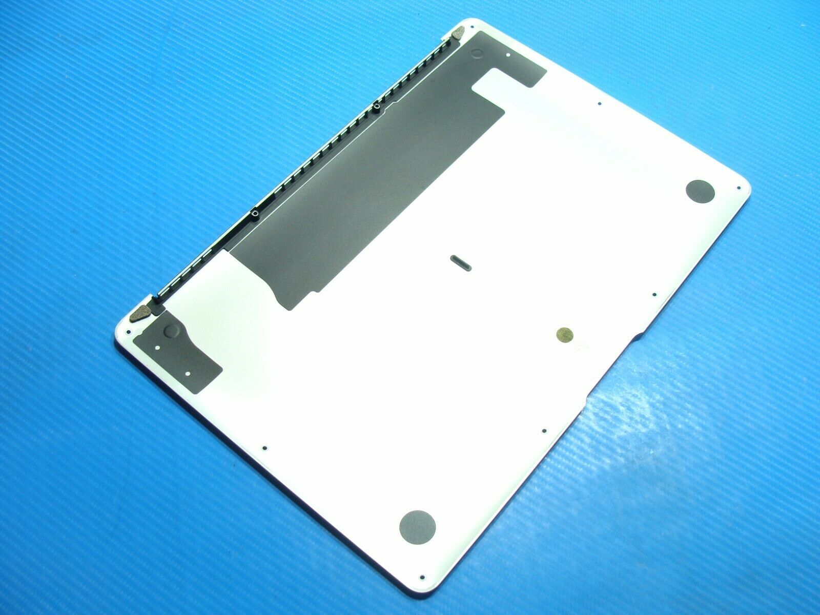 MacBook Air A1466 MQD32LL/A MQD42LL/A 2017 13" Bottom Case Silver 923-00505 "A" - Laptop Parts - Buy Authentic Computer Parts - Top Seller Ebay