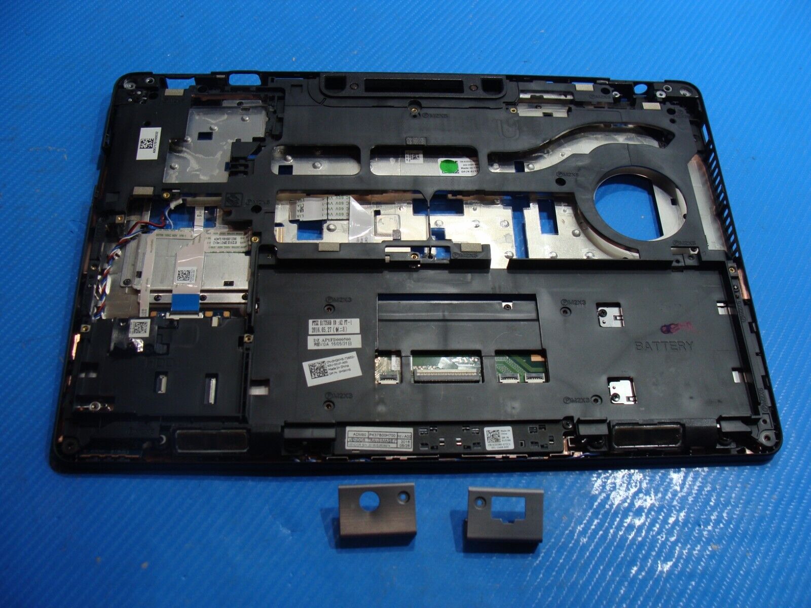 Dell Latitude E5470 14" Genuine Palmrest w/Touchpad & Hinge Cover M2KH5