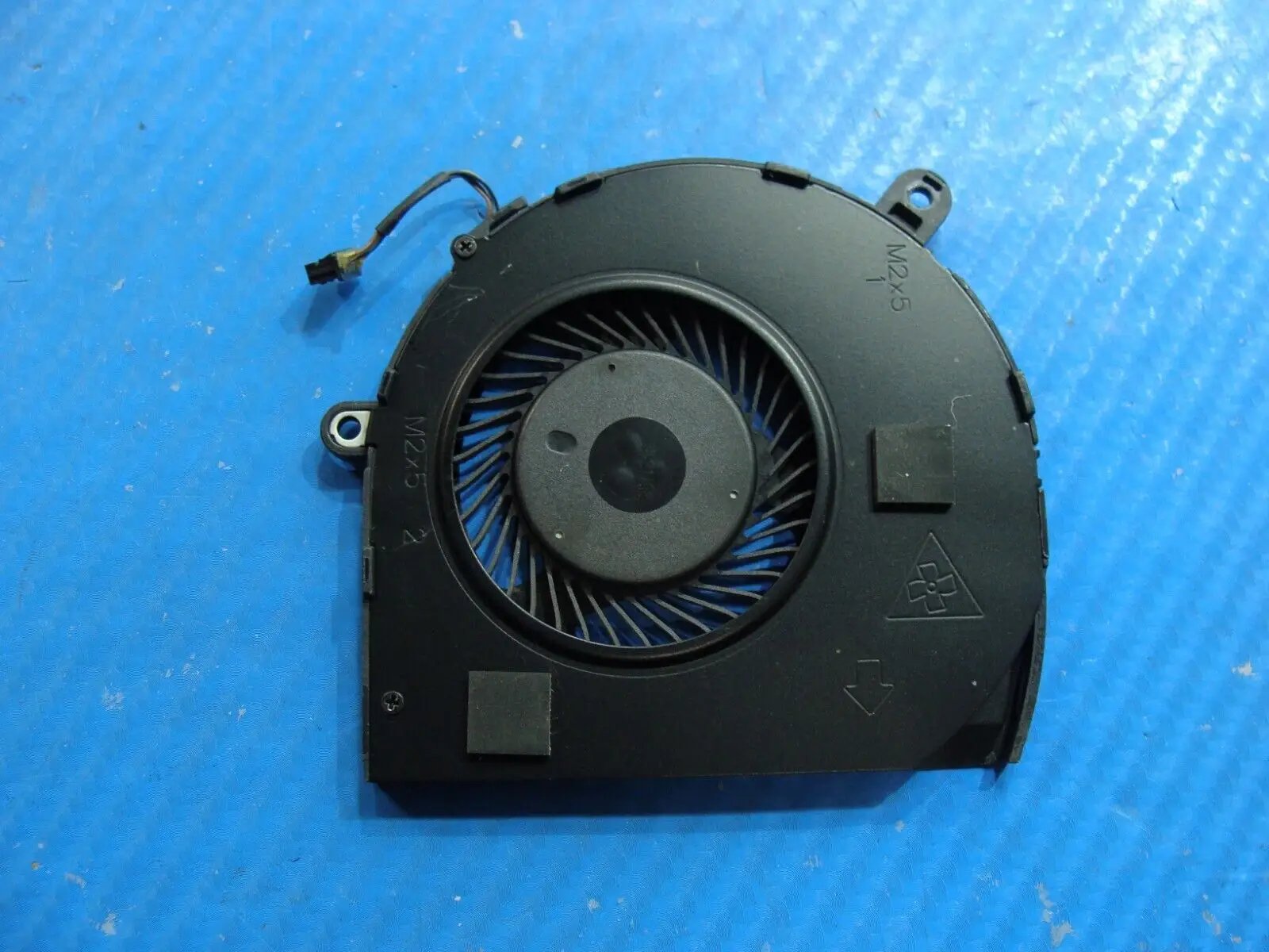 Dell Latitude 5500 15.6" CPU Cooling Fan 1GM4N DC28000MSDL