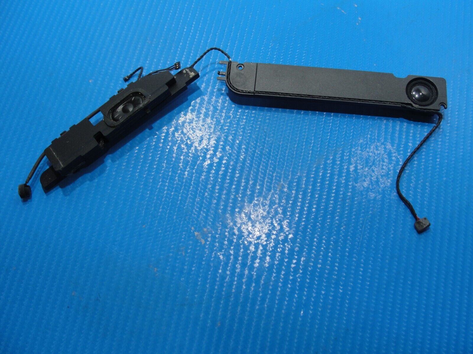 MacBook Pro A1278 13" Mid 2009 MB990LL/A Right Speaker w/Subwoofer 922-9057