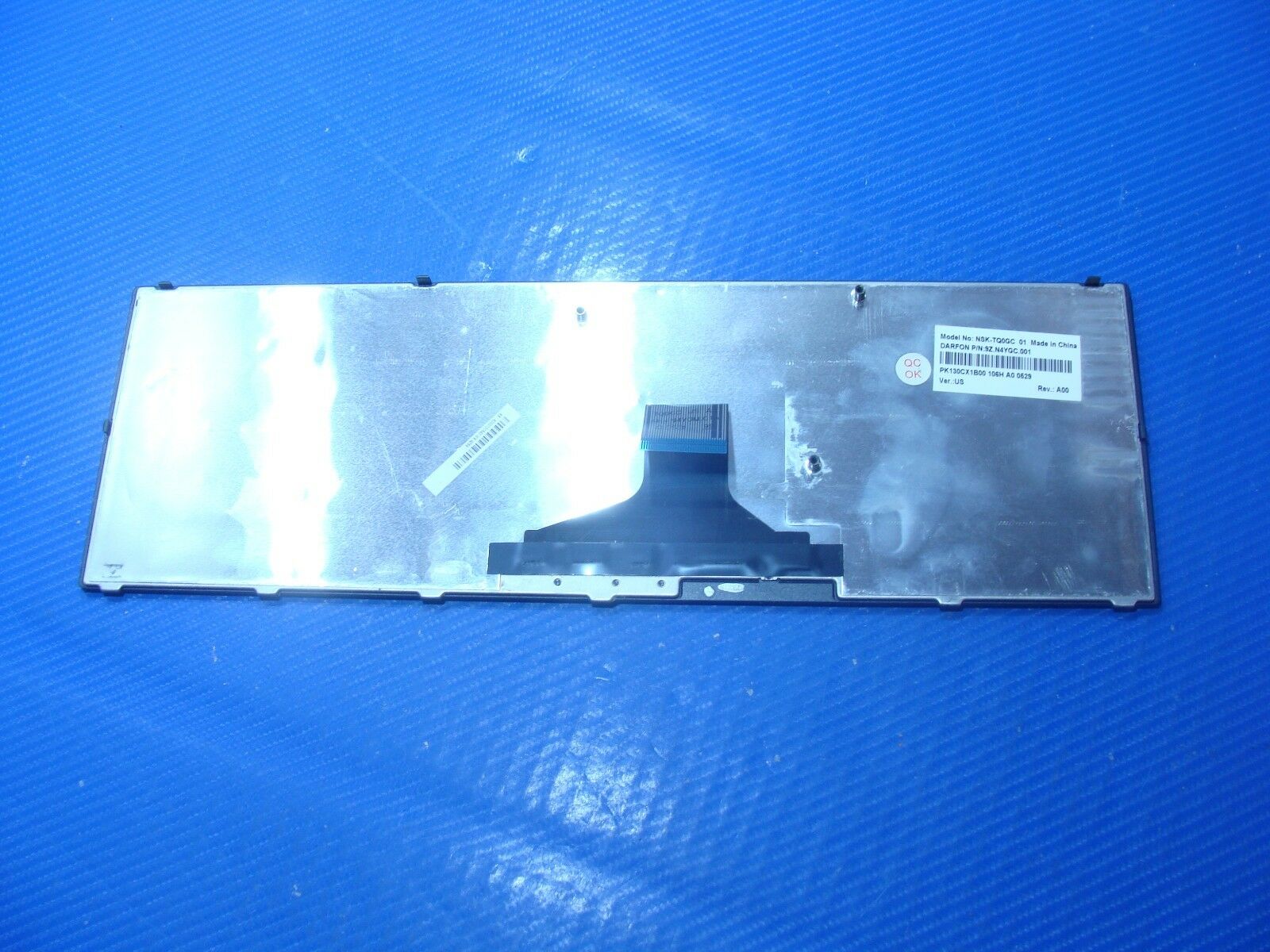 Toshiba Satellite A665-S6050 16" Genuine Keyboard 9Z.N4YGC.001 K000101540 AS IS Toshiba