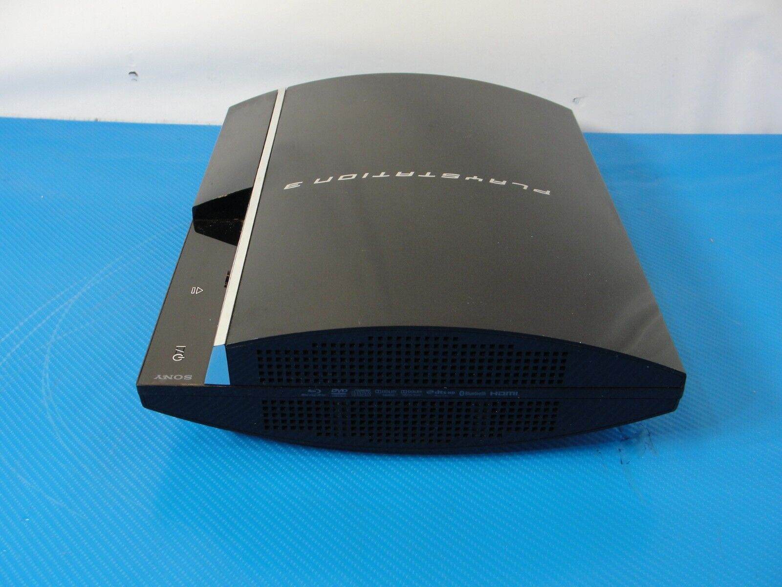 LOT of 2 PlayStation: Playstation 4 CUH-1100A, Playstation 3 CECHL01, Controller