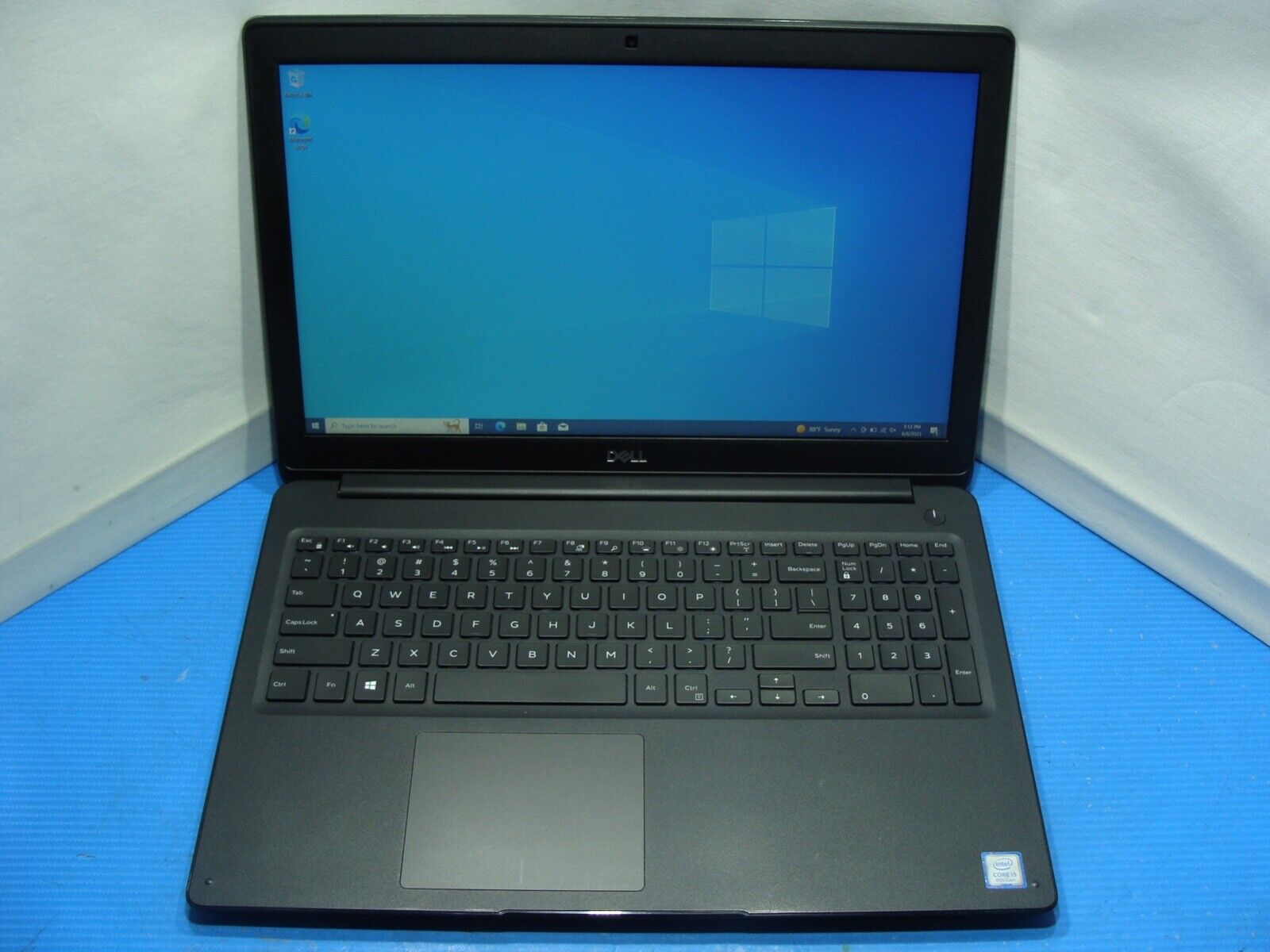 Lot of 3 DELL Latitude 3500 Intel i5 8265U 8GB RAM 256 GB SSD all in Warranty