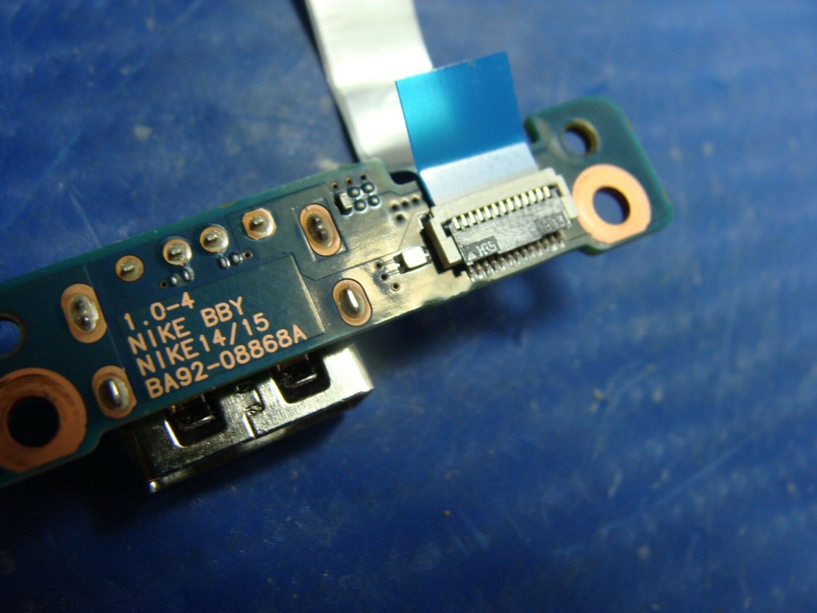 Samsung 15.6" NP700Z5C-S01UB Genuine USB Port Board w/ Cable BA92-08868A GLP* - Laptop Parts - Buy Authentic Computer Parts - Top Seller Ebay
