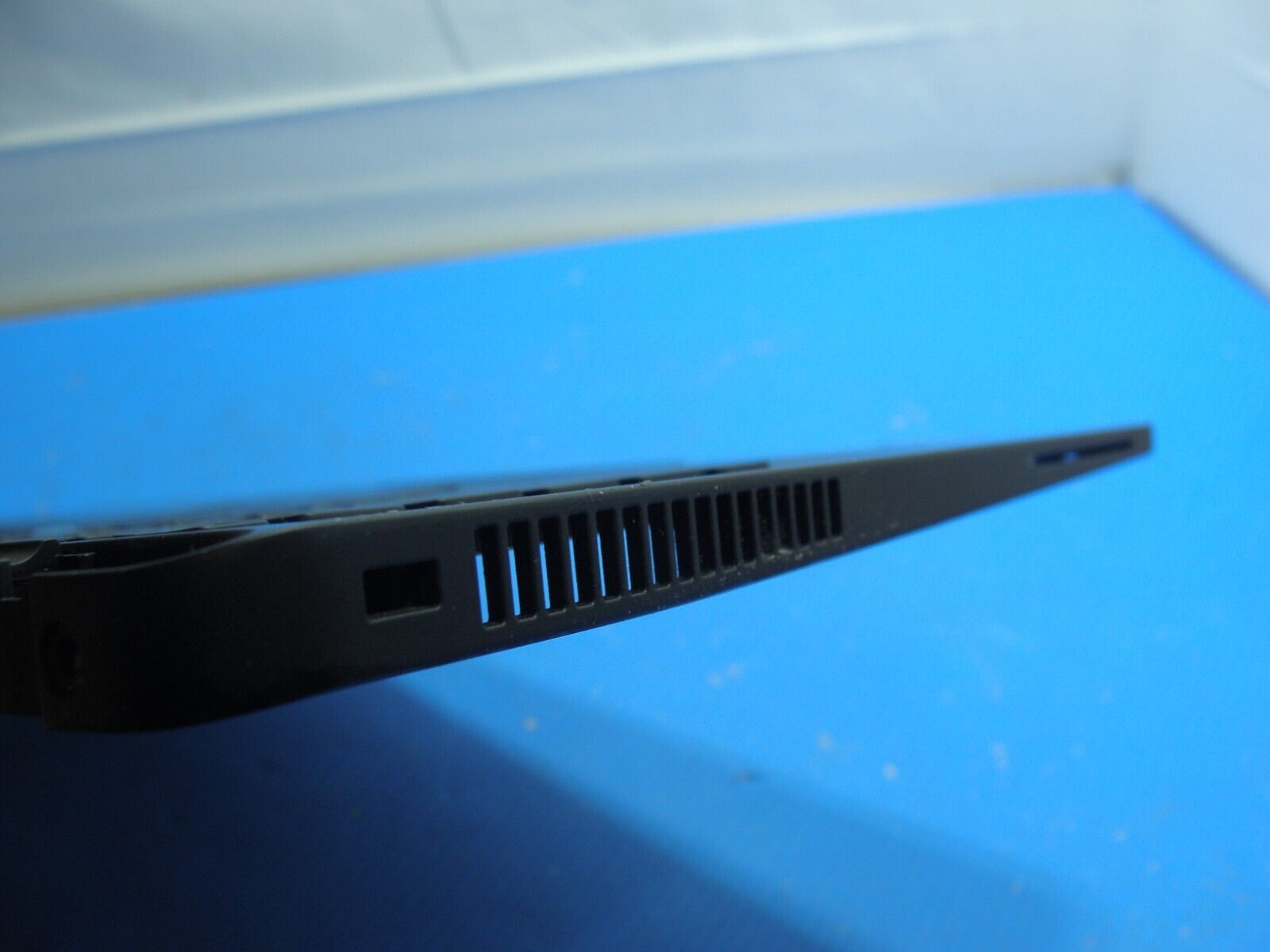 Dell Latitude 14" E7470 Genuine Palmrest w/Keyboard Touchpad Speakers 09Y17