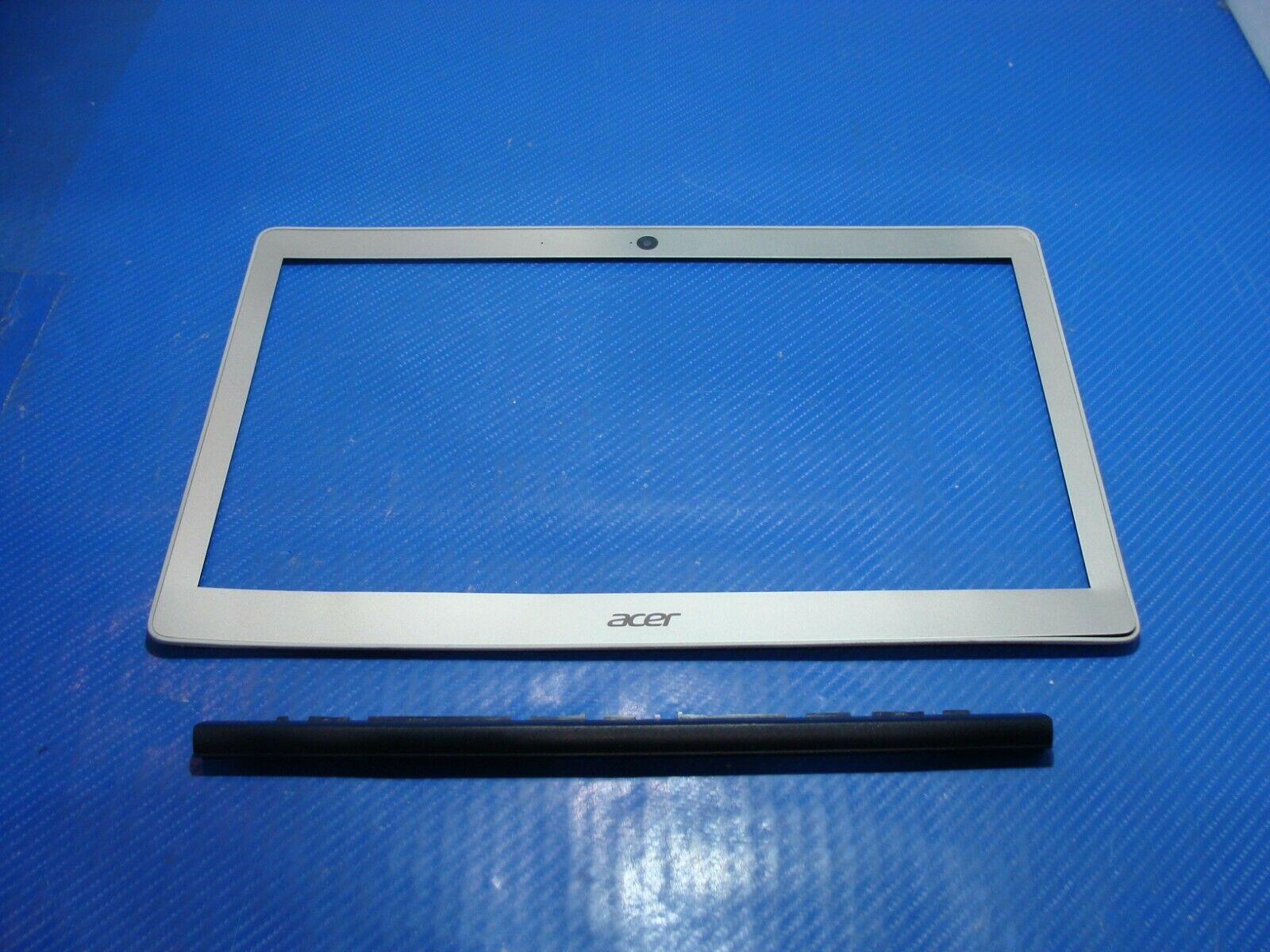 Acer Chromebook CB3-431-C3WS 14" Genuine LCD Front Bezel Cover 13N0-G1A0231 Acer