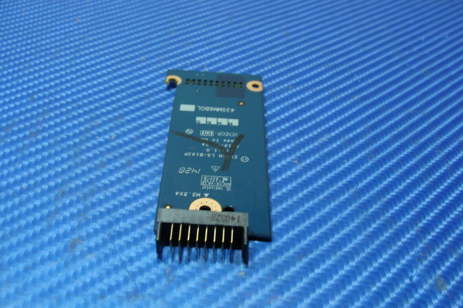 Acer Aspire E5-521-25P9 15.6