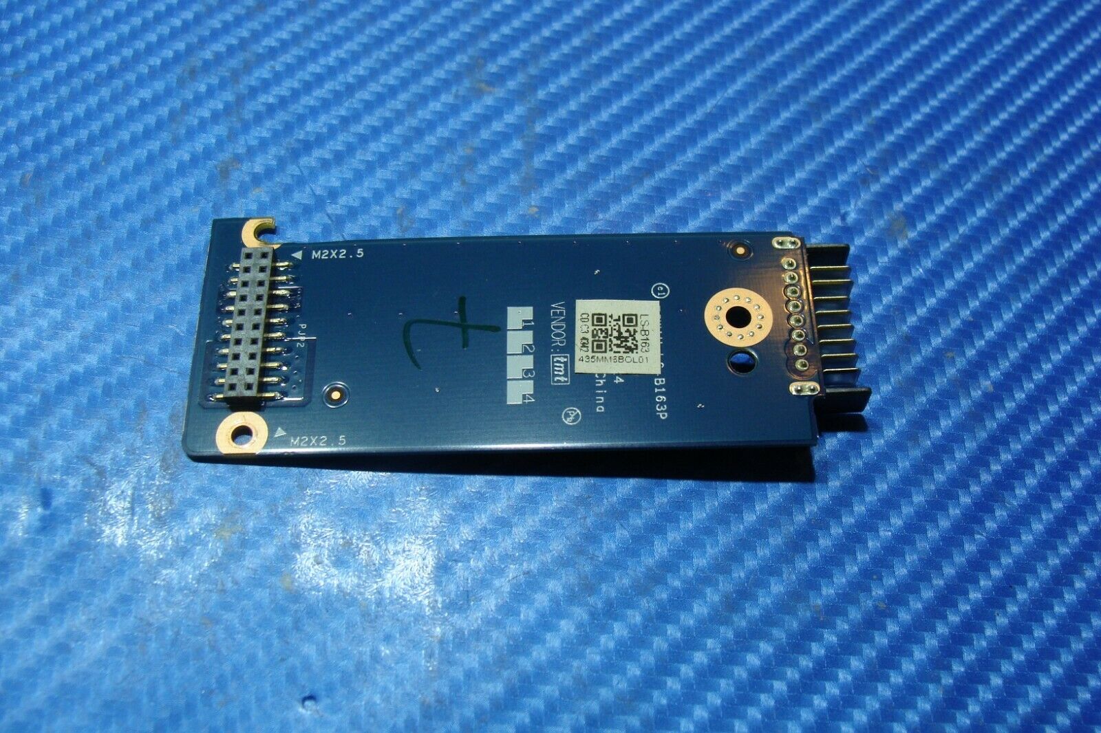 Acer Aspire E5-521-25P9 15.6